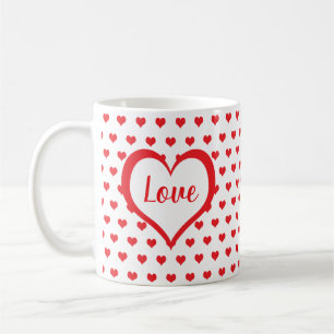 Niedliches Rotes Herz mit Monogramm des Roten und  Kaffeetasse