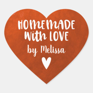 Niedliches Rothaus mit Liebe Herz-Aufkleber