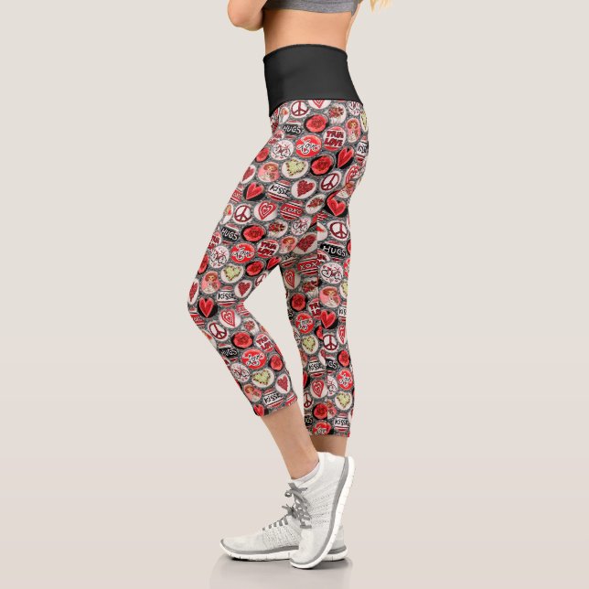Niedliches Rotherz-Liebe Friedliche Flaschenkappen Capri Leggings (Links)