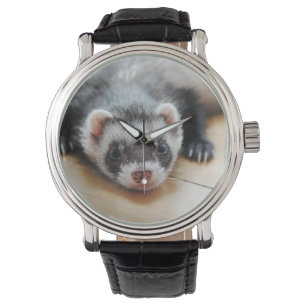 Niedliches Sable-Frettchen Armbanduhr