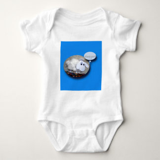 Niedliches Schaf Geboren im Ram Year Zodiac Bodysu Baby Strampler