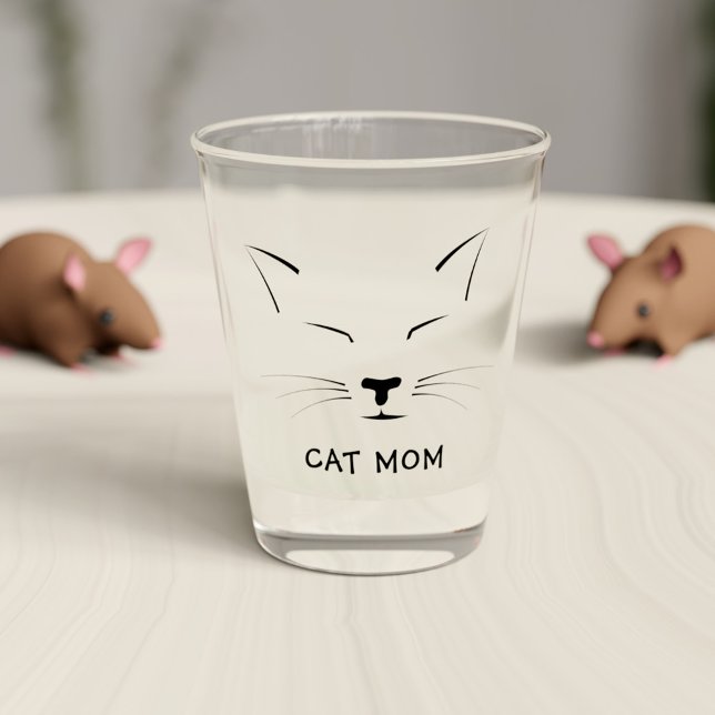 Niedliches Schlafen Kitty Cat Mama Name Schnapsglas (Purrfect shot glass for the cat mom in your life (or cat dad) just add their name!)