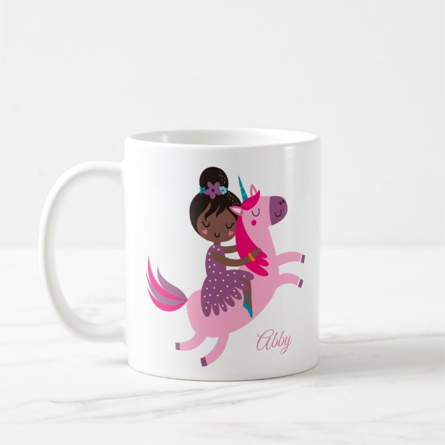 Niedliches Schwarzes Haar Reiten auf einem Einhorn Kaffeetasse (Links)