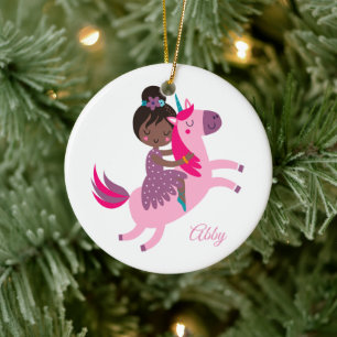 Niedliches Schwarzes Haar Reiten auf einem Einhorn Keramik Ornament