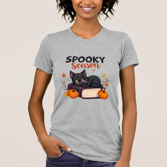 Niedliches Schwarzes Katzen Spooky Jahreszeit Hall T-Shirt (Vorderseite)