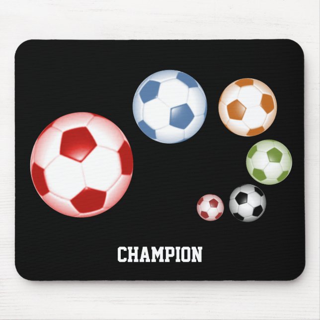 Niedliches Set der Fußballbälle auf Schwarz Mousepad (Vorne)