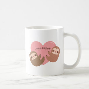 Niedliches Sloth Couple Hugging Herz, Personalisie Kaffeetasse