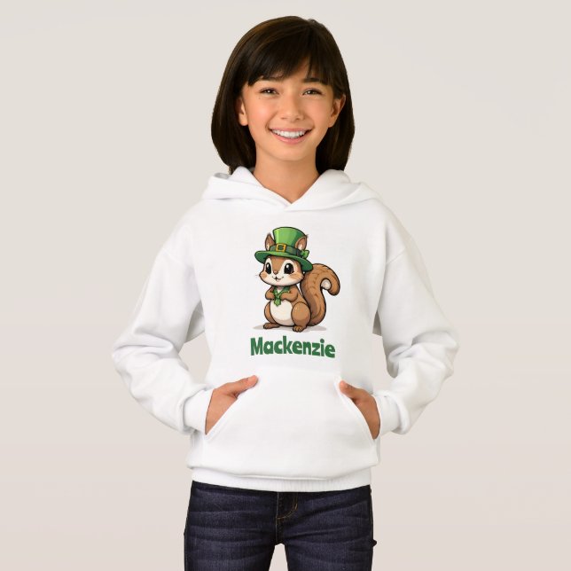 Niedliches St. Patrick's Day Eichhörnchen mit Grün Hoodie (Vorne ganz)