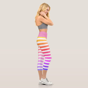 Niedliches, stylisches Neon Pastel Stripe Lila Wel Capri Leggings