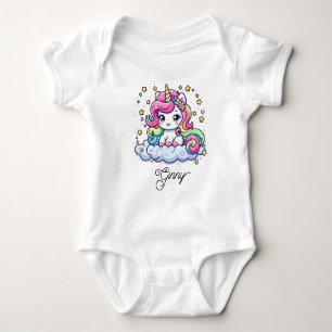 Niedliches und buntes kleines Einhorn Baby Strampler