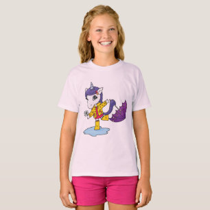 Niedliches und einfaches rosa Blumenhorn im Regenm T-Shirt