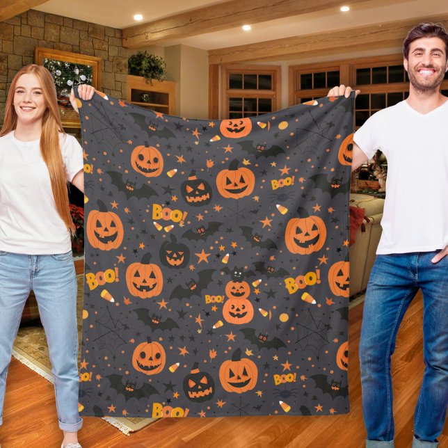 Niedliches und geradezu gemütliches Halloween Fleecedecke (Cute And Spooky Halloween Themed Cozy Fleece Blanket)