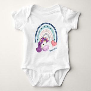 Niedliches Unicorn und Herzrasen Baby Strampler