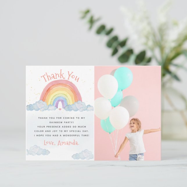 Niedliches Watercolor Rainbow Birthday Party Foto Dankeskarte (Stehend Vorderseite)