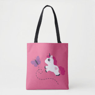 Niedliches Weißes Einhorn mit Schmetterling
