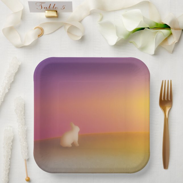 Niedliches Weißes Kaninchen auf Grassy Hill bei So Pappteller (Hochzeit)