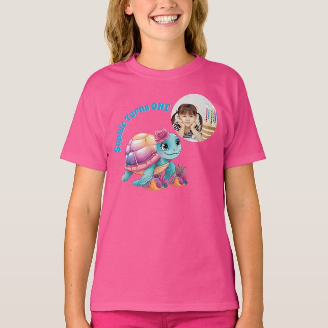 Niedliches Whimsisches Foto Floral Sea Turtle Gebu T-Shirt (Vorderseite)