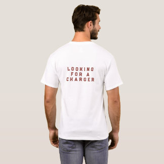 Niedrig-Batterie-T-Shirt – Lustiges „Suche Ladeger T-Shirt