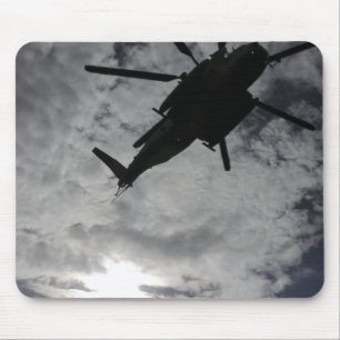 Niedrige Winkelansicht eines CH-53E Mousepad