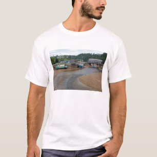 Niedrigwasser an der Bay of Fundy in St. Martins, T-Shirt