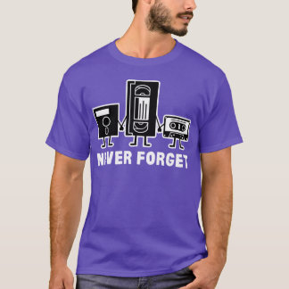 Niemals vergessen Geschenk mit Kassette T-Shirt