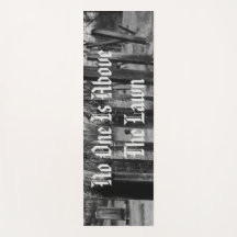 Niemand ist über dem Rasen