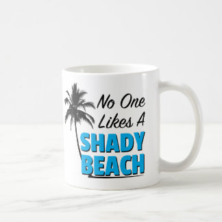 Niemand mag eine schattige Strand-Kaffee-Tasse Tasse