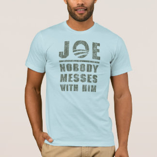 Niemand verwirrt mit JOE BIDEN T-Shirt