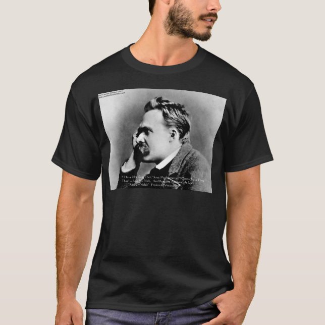 Nietzsche "Pride Vs Memory" - Biotopartikel/T-Shir T-Shirt (Vorderseite)