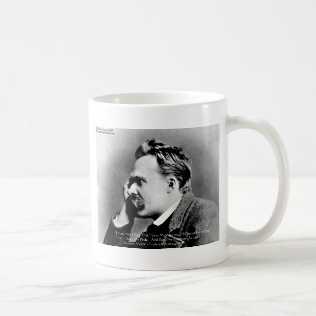 Nietzsche "Pride Vs Memory" - Biotopartikel/T-Shir Tasse (Rechts)