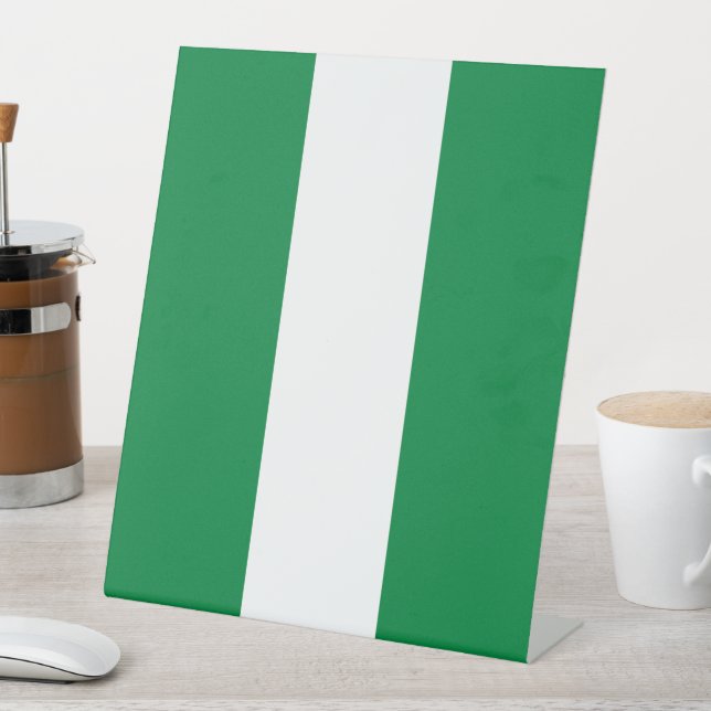 Nigeria-Flagge Sockelschild (In Situ)