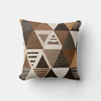 Nigerian patterns on a triangles background kissen