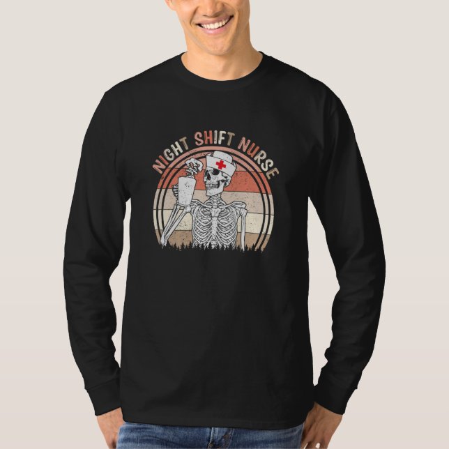 Night a Shift Nurse Skeleton Halloween RN Nurses T-Shirt (Vorderseite)