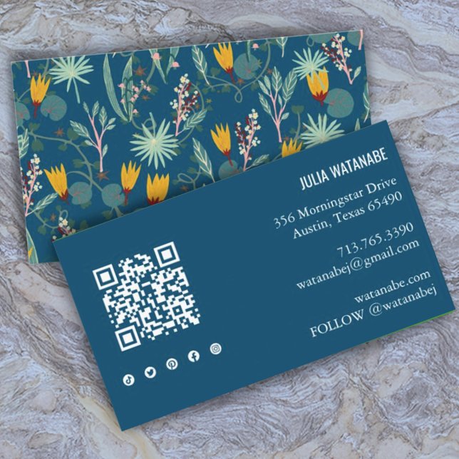 Night Gardens Floral QR Code Social Media Chic Visitenkarte (Von Creator hochgeladen)