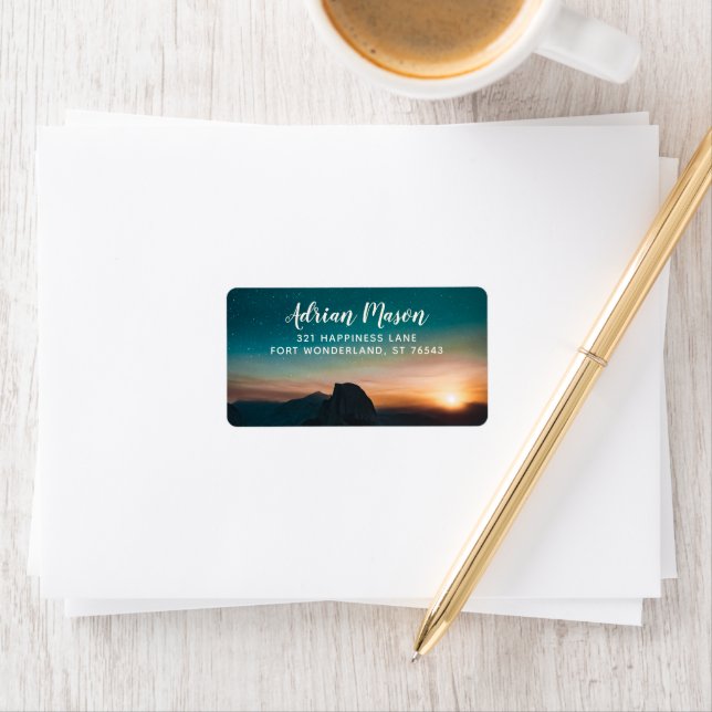 Night Sky Galaxy Mountain Sunrise Star Modernes UA Adressaufkleber (Insitu)