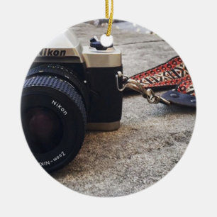 Nikon Film-Kamera Keramikornament