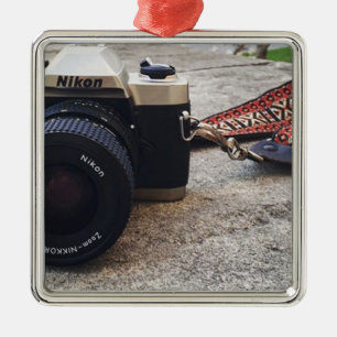 Nikon-Filmkamera Silbernes Ornament