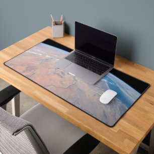 Nile River Winding Northward neben dem Roten Meer Schreibtischunterlage