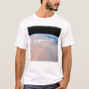 Nile River Winding Northward neben dem Roten Meer T-Shirt