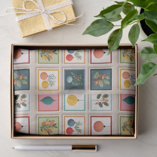 Nine Christmas Ornaments in Bold Frames Seidenpapier (Geschenk)