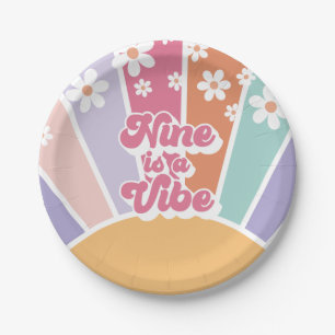 Nine is a Vibe Retro Sonnenschein Regenbogen Gänse Pappteller