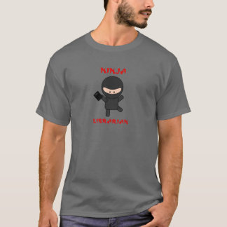 Ninja Bibliothekar mit Buch T-Shirt