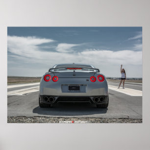 Nissan GT-R bereit zu rennen Poster