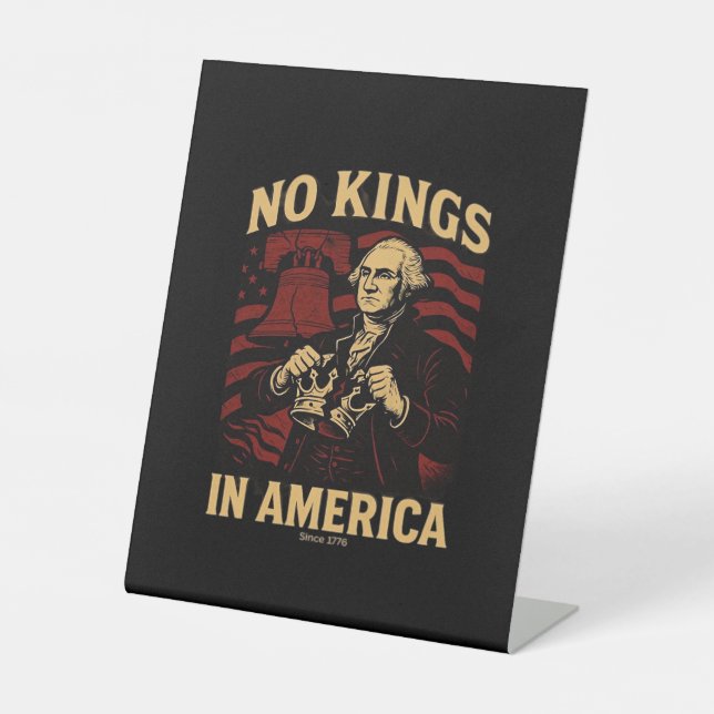 No Kings In America Since 1776 Anti-Donald Trumpp Sockelschild (Vorderseite)