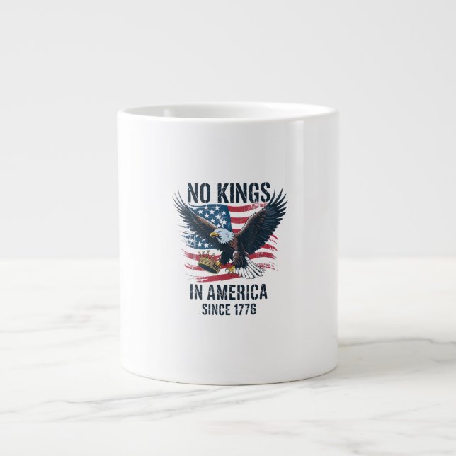 No Kings In America Since 1776 Minimal Clean Jumbo-Tasse (Vorderseite)