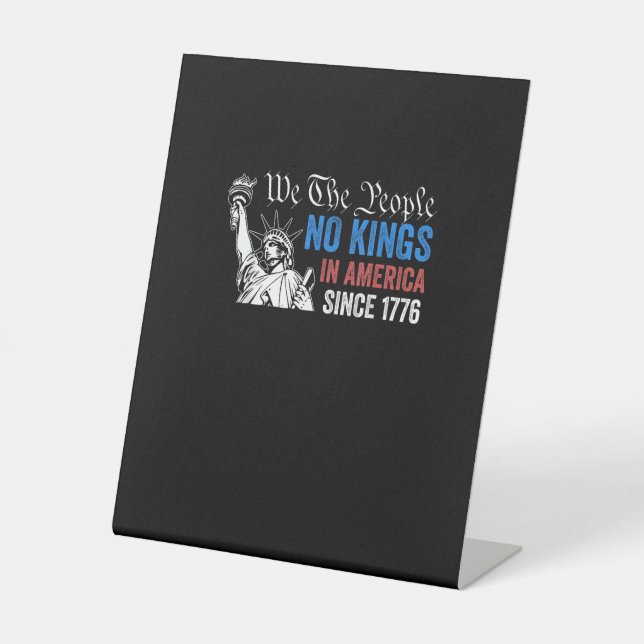 No Kings In America Since 1776 Retro Classic Sockelschild (Vorderseite)