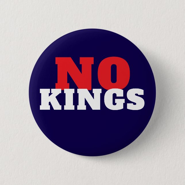 NO KINGS Protest  Button (Vorderseite)