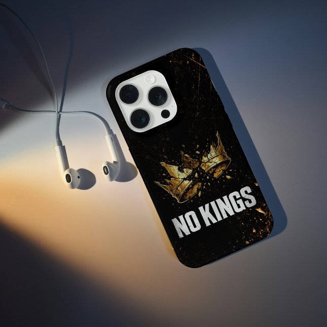 No Kings Protest iPhone Hülle (Von Creator hochgeladen)
