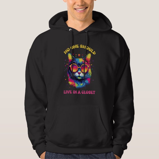 No One Should Live In A Closet LGBTQ Gay Pride Cat Hoodie (Vorderseite)