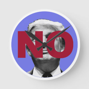 No Trump (Purple and Red) Runde Wanduhr